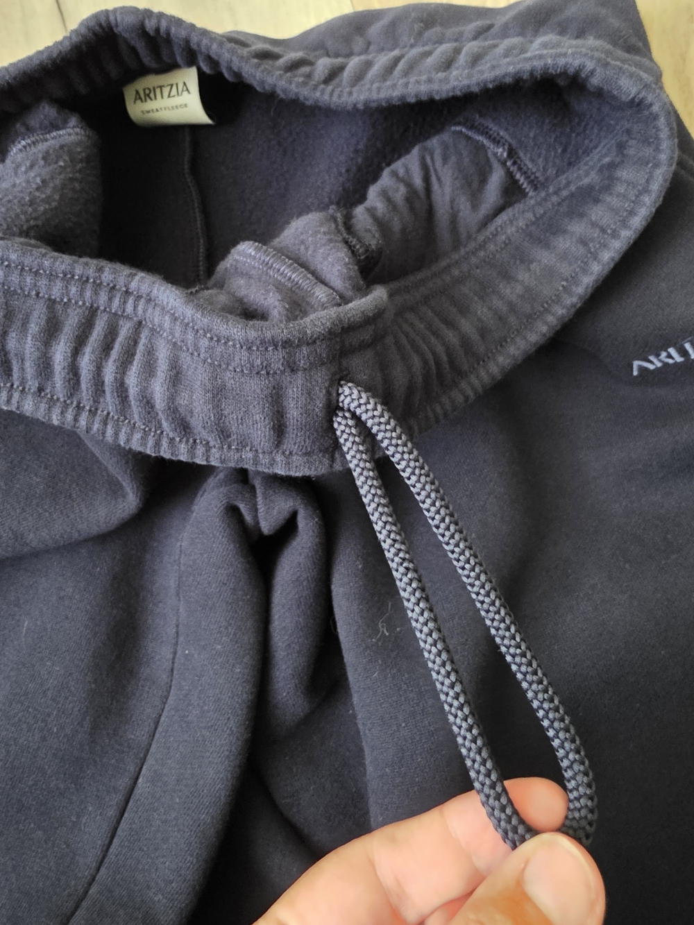 Aritzia Cozy Sweatfleece Mega Straight™ Sweatpant Size XS - Picture 16 of 16